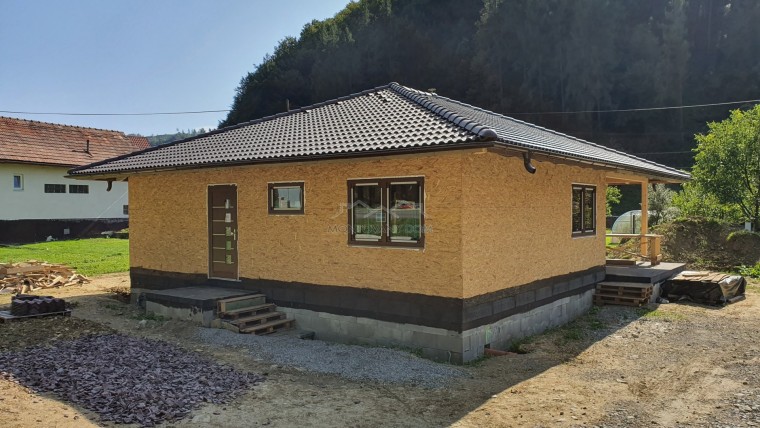 Bungalov Božena v Lopušných Pažitiach